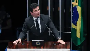 Desembargador vota pela cassação de Moro