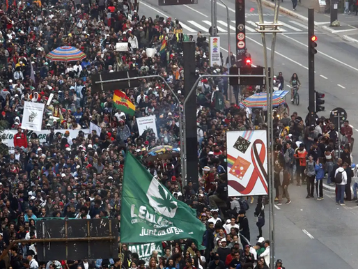 Marcha da Maconha de SP protesta contra prisões e violência policial