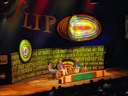 Flip 2017 terá mais vozes femininas e negras participando dos debates, conta curadora