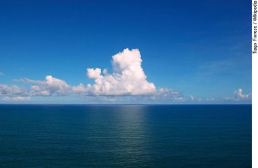 Oceano atlantico litoral da Bahia_01.jpg