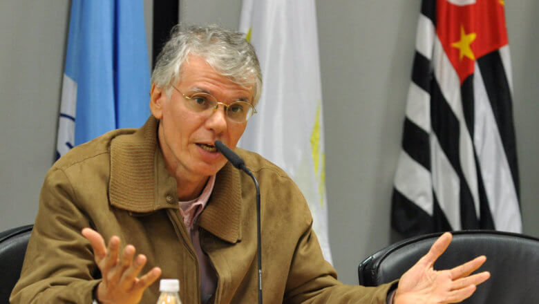 João Sicsú