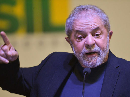 Lula volta a defender o impeachment de Bolsonaro