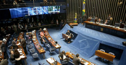 Senado pode adiar decisão sobre afastamento de Aécio Neves imposto pelo STF