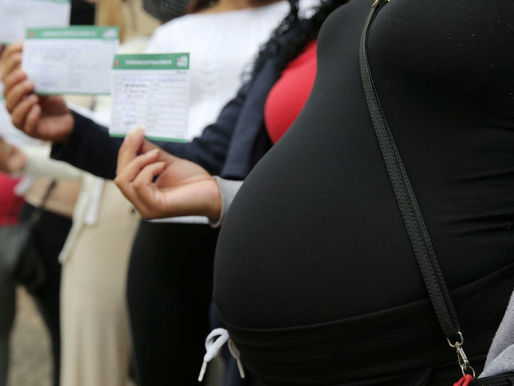 Grávidas vacinadas com AstraZeneca podem receber 2ª dose da Pfizer