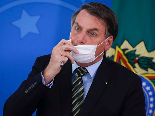 Com UTIs em colapso, Bolsonaro aciona STF em defesa do vírus