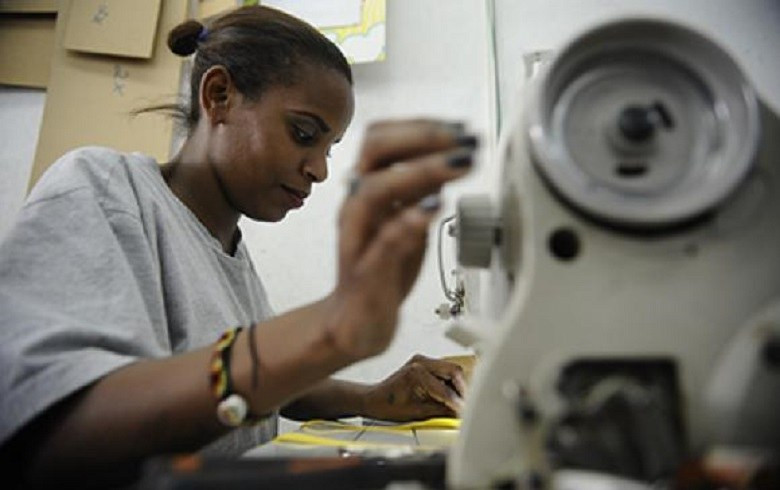 setor de serviços No setor de serviços, os acordos com aumento real somaram 68% do total (Tânia Rêgo/Agencia Brasil)