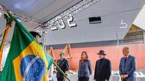 Lula participa do lançamento ao mar da Fragata “Cunha Moreira” em Santa Catarina