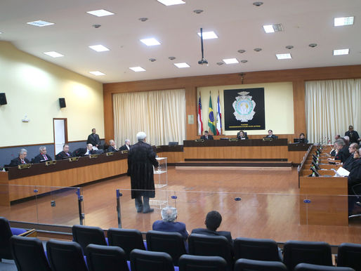 Aumento no número de desembargadores sem dotação orçamentária é inconstitucional