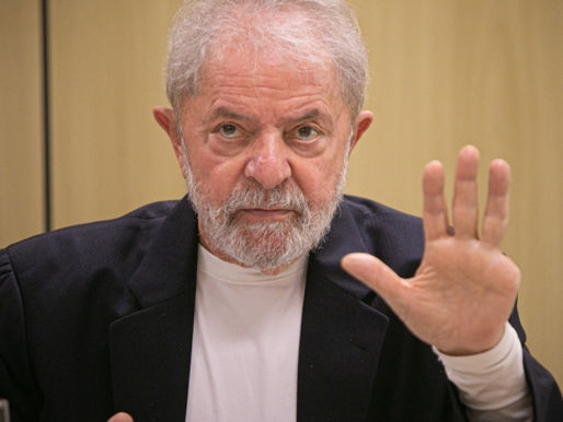 Lula desafia Moro: Entregue o celular à PF e prove que mensagens são falsas
