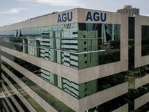 AGU pede suspensão imediata do afastamento de diretor-geral da PF