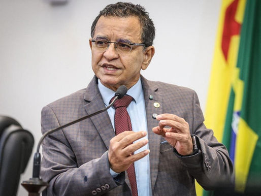 Luiz Gonzaga destaca acordos internacionais e defende retomada de voos entre Acre e Peru