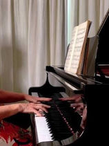 Pianista Estela Caldi apresenta projeto "Schubertíade" na Rádio MEC