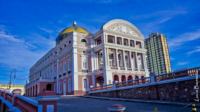 Teatros da Amazônia são expressivos monumentos implantados nos dois maiores centros urbanos da região - Divulgação/EBC