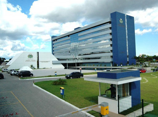 Governador envia à Aleam Projeto de Lei que dá autonomia financeira à UEA
