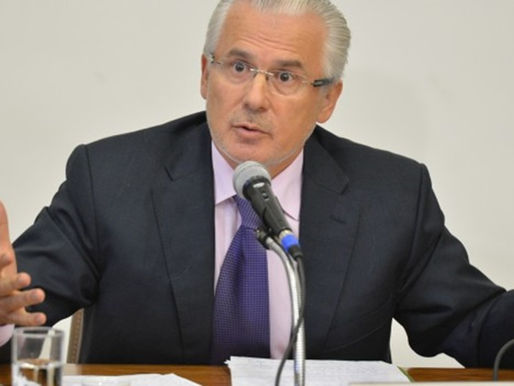 Garzón: Impeachment de Dilma é ataque frontal à democracia