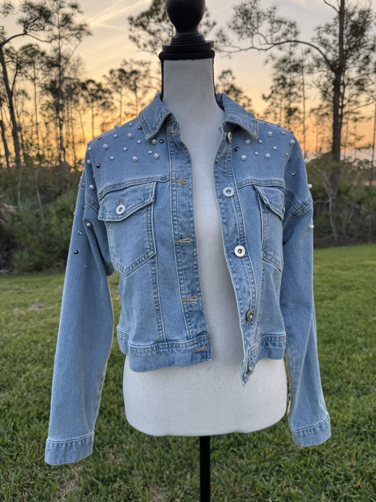 INC Intl. Concepts Pearl & Rhinestone Embellished Denim Jacket Sz XS Light Blue