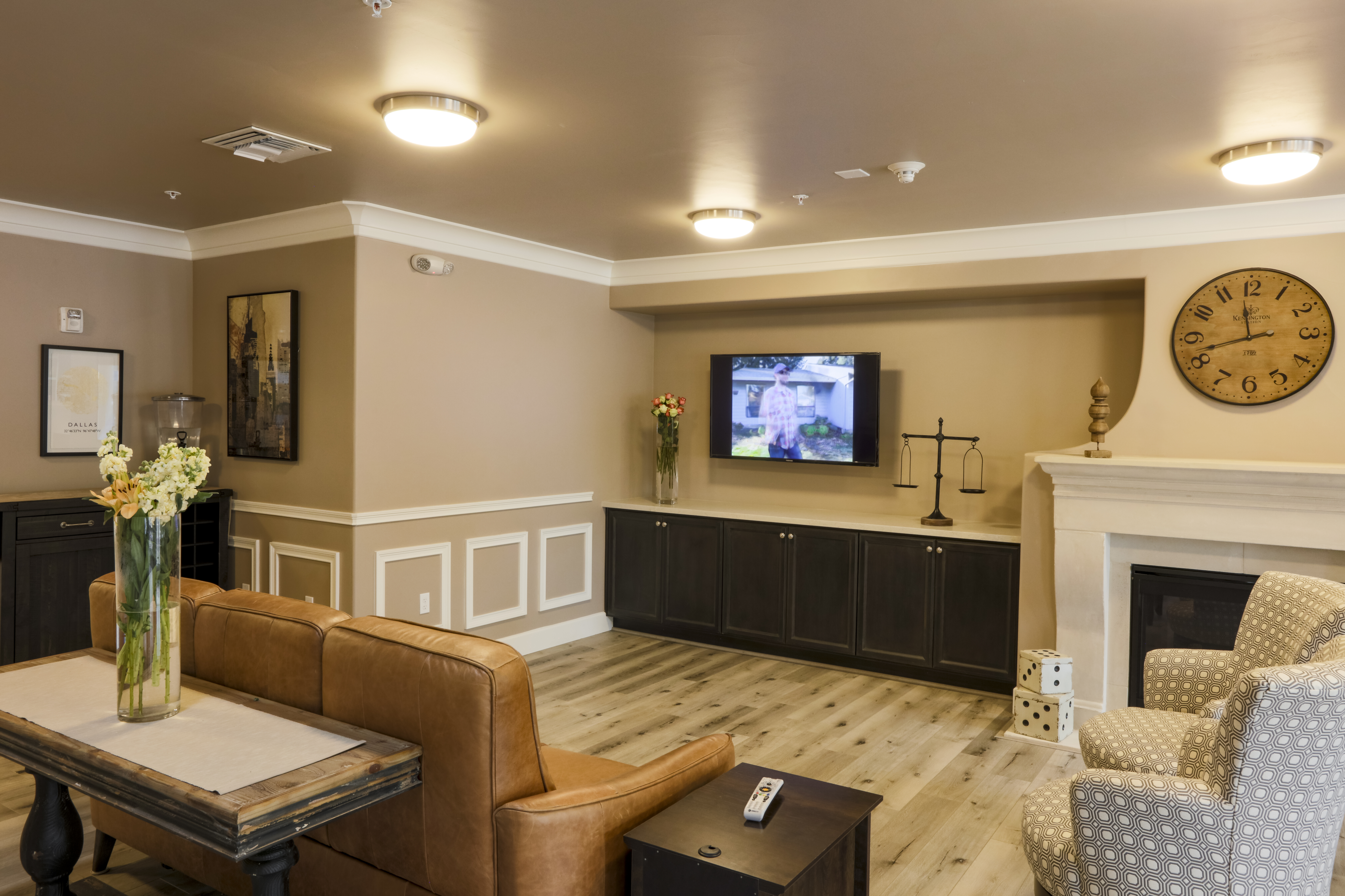 Chateau Senior Living Orangvale CA Modern Interior