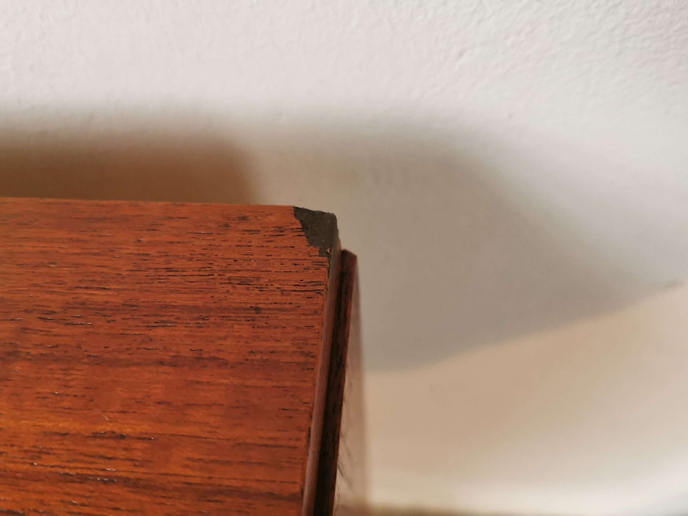 Miniature : Petit meuble teck 1970 