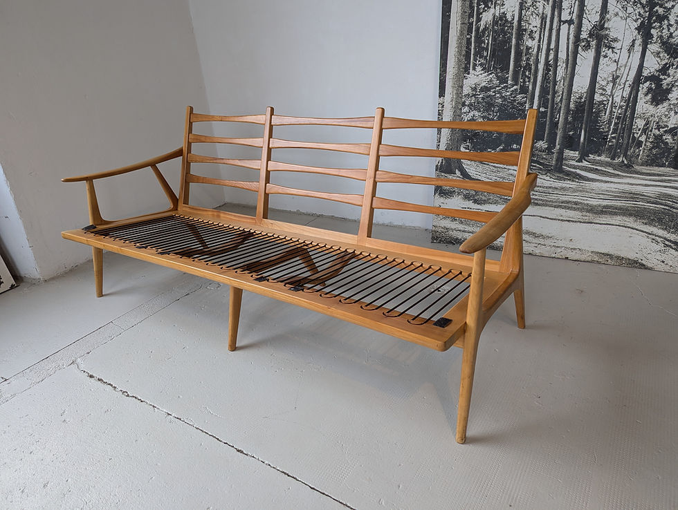 Miniature : Banquette scandinave, bois et velours 