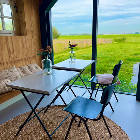 De Wagenloods - bed and breakfast - logies - overnachten - vakantie - hotel - leiden - Amsterdam - utrecht - de keukenhof - avifauna - rijks museum - wandelen - aipbnb - huisje huren - Alphen aan den rijn - polder - uitzicht - natuur - luxe - rust vakantie - platteland - wagenloods - hooischuur - boerderij