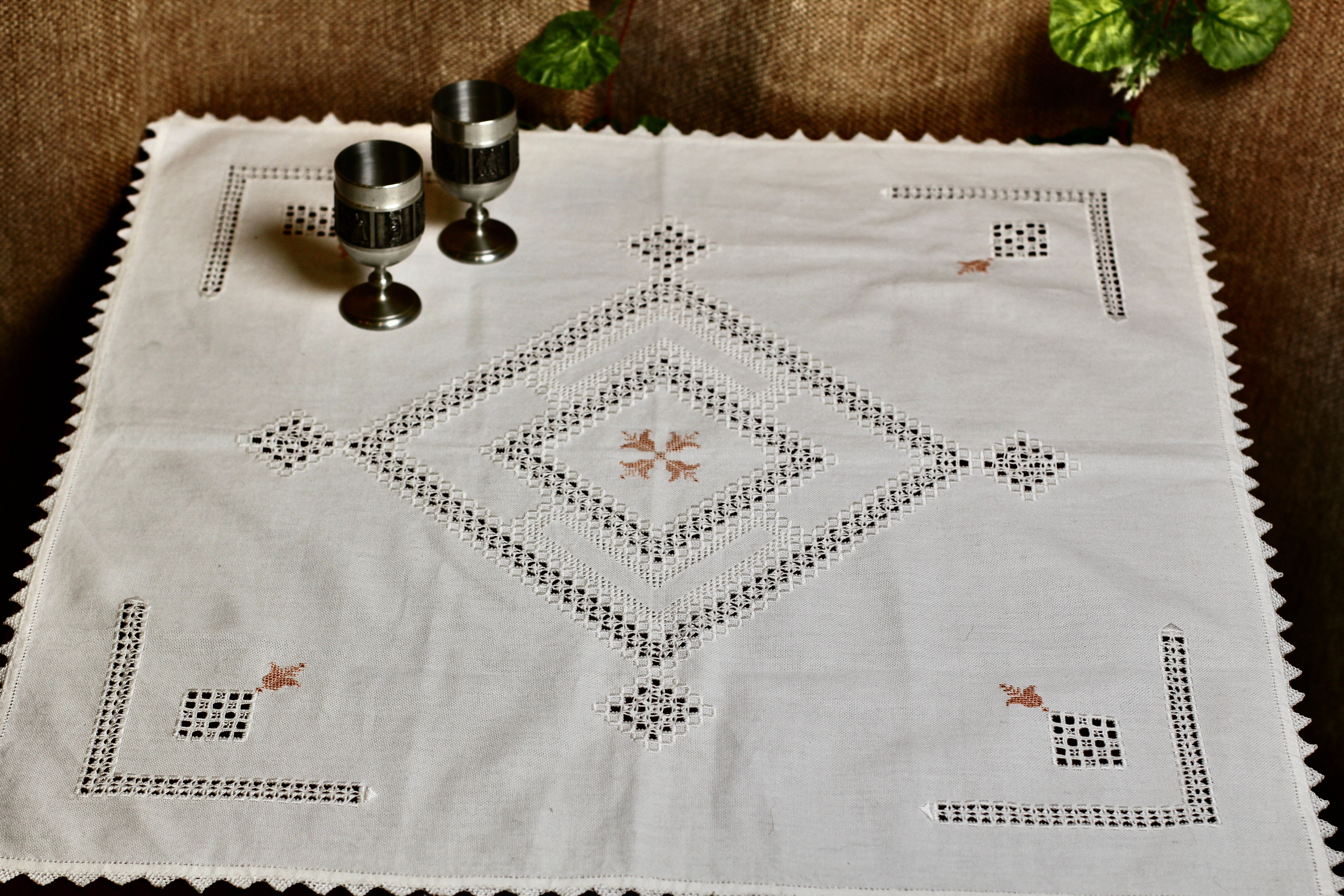 Ասեղնագործ սփռոց