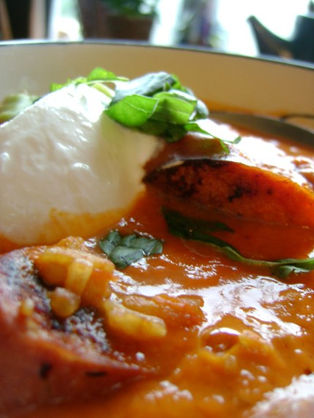 RED PEPPER RICE SOUP WITH SAUSAGE