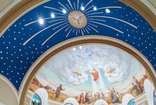 Acogiendo la exposición permanente de la Sábana Santa en la Parroquia de Santo Tomás Apóstol