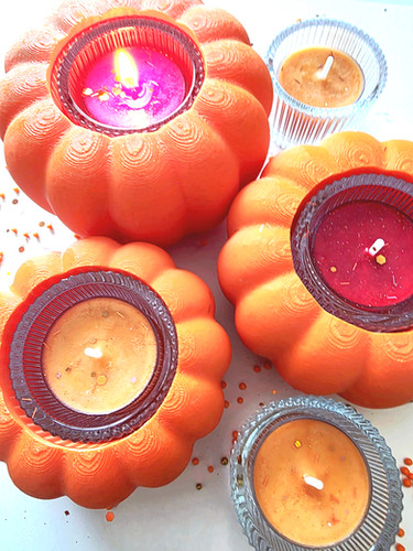 Festive 'Pumpkin' Tealight Holders | Soybean Essentials with Festive Soy Tealight