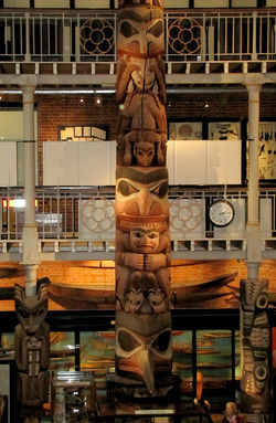 totempole4