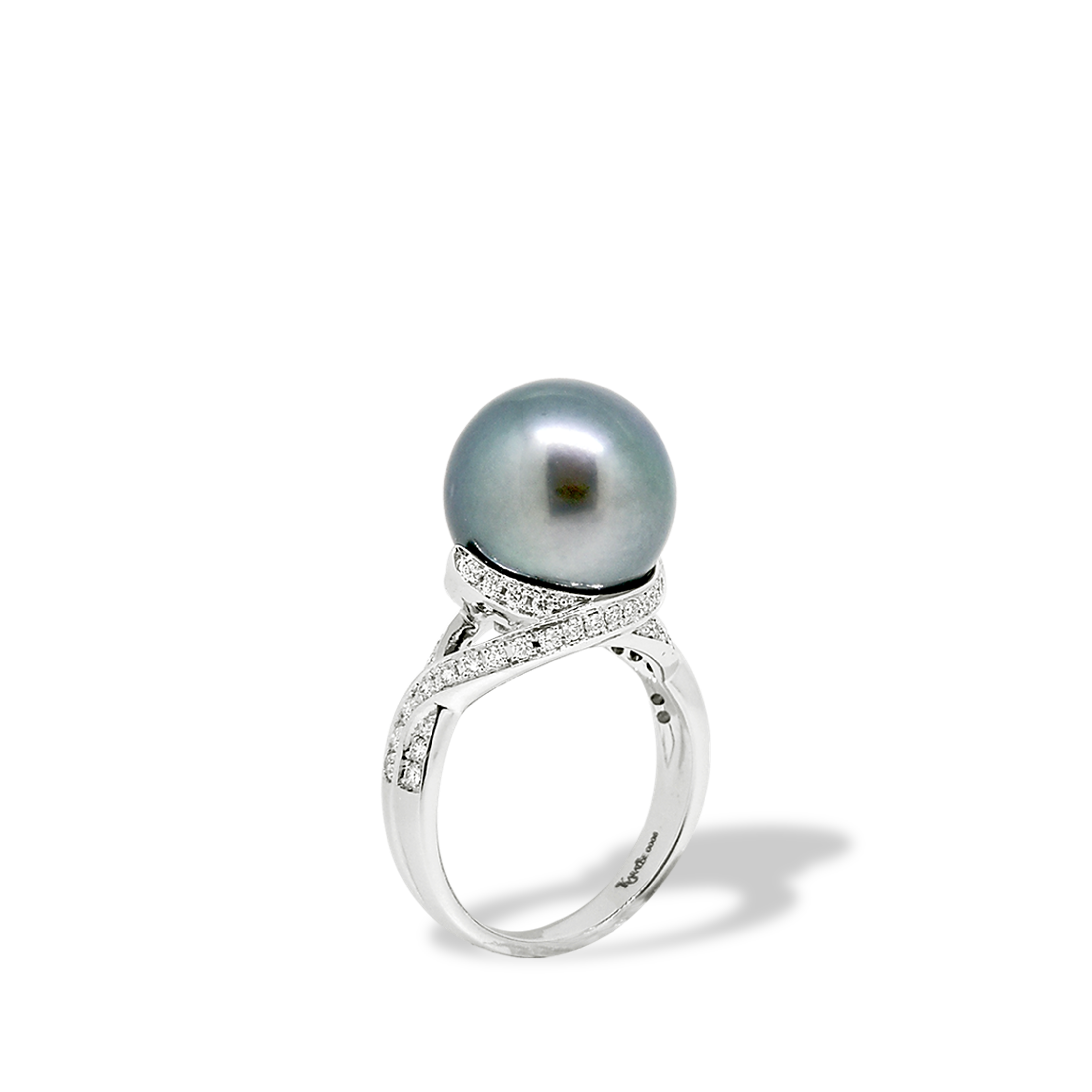 Pearl South Sea Black 13" ring