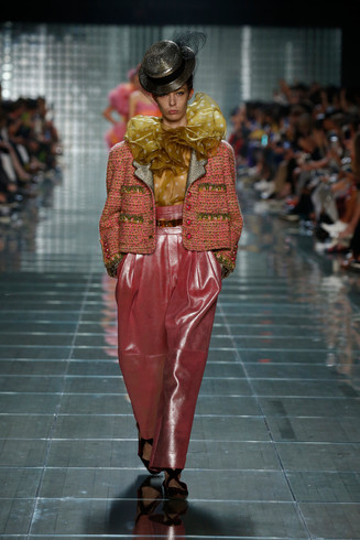 Look 24