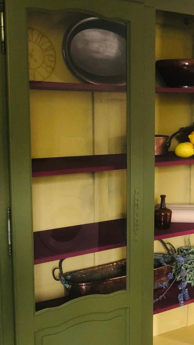 Miniature : Large pantry cabinet 