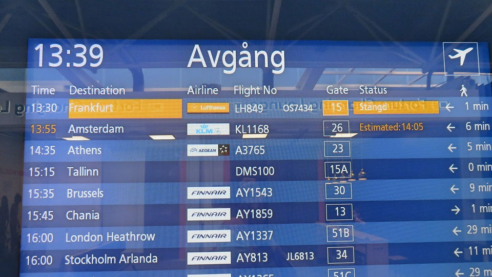 flights departure board from Helsinki airport with Athens departure time