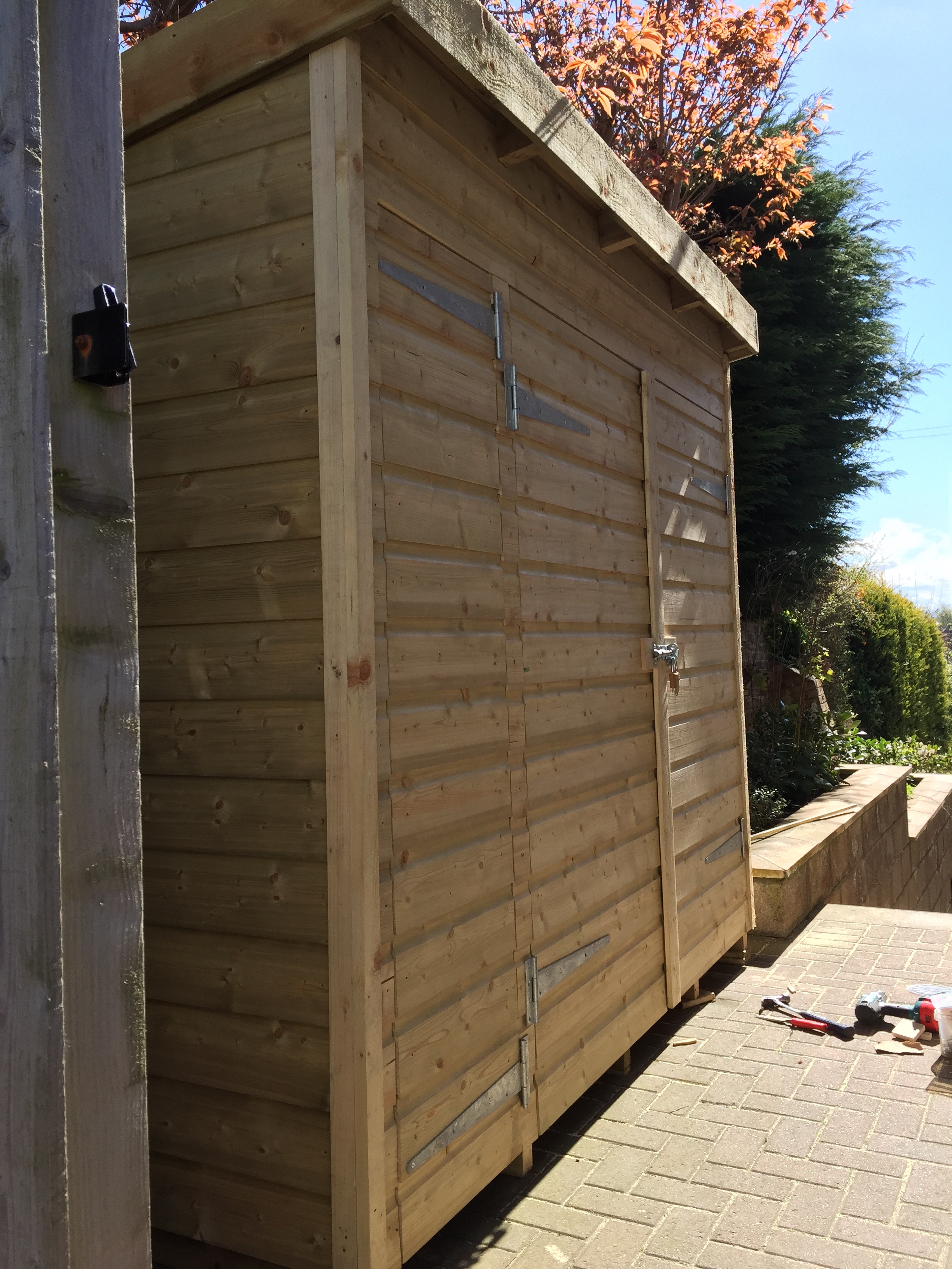 timber_shed.jpg