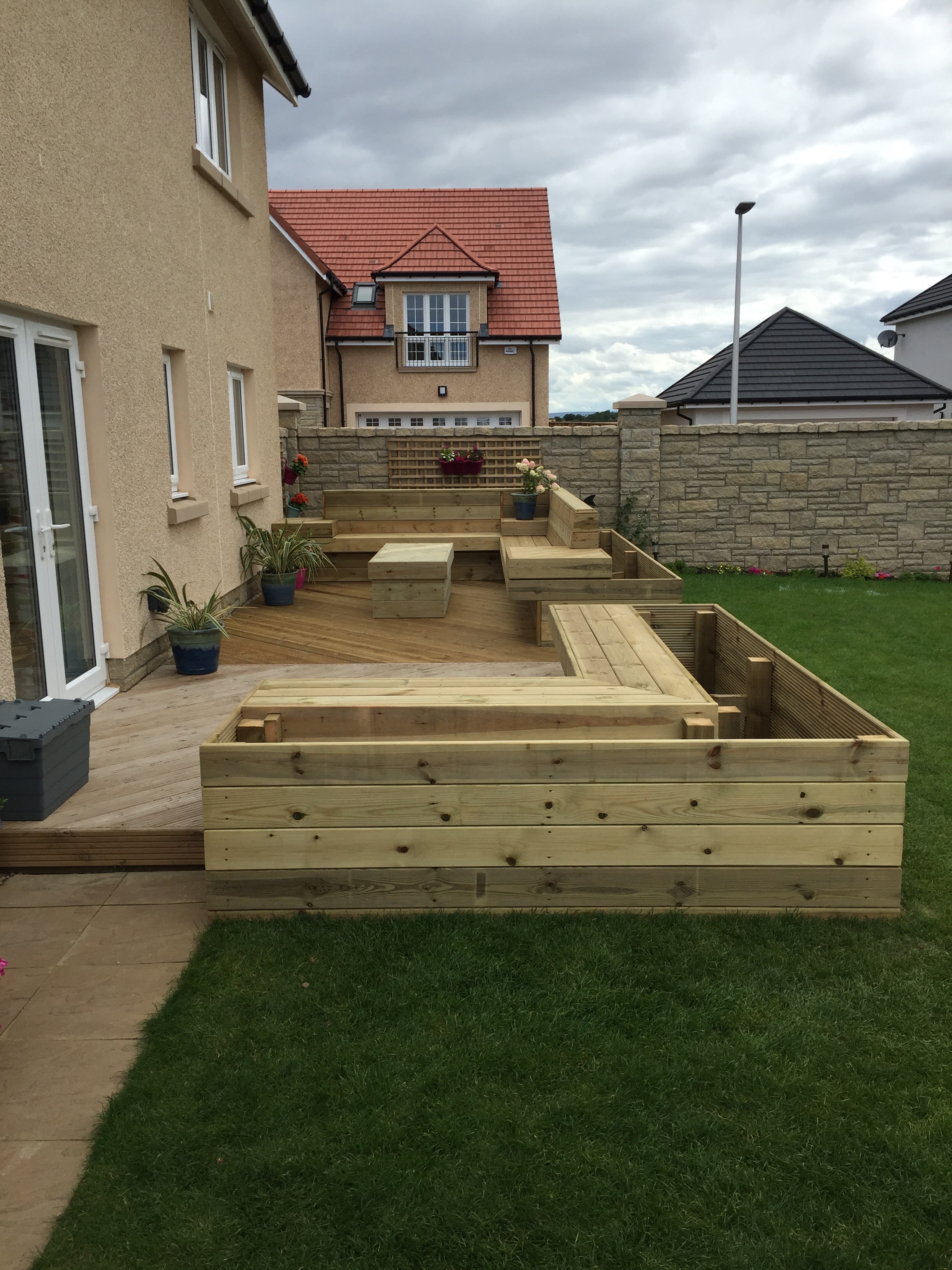 timber_deck_raised_beds.jpg