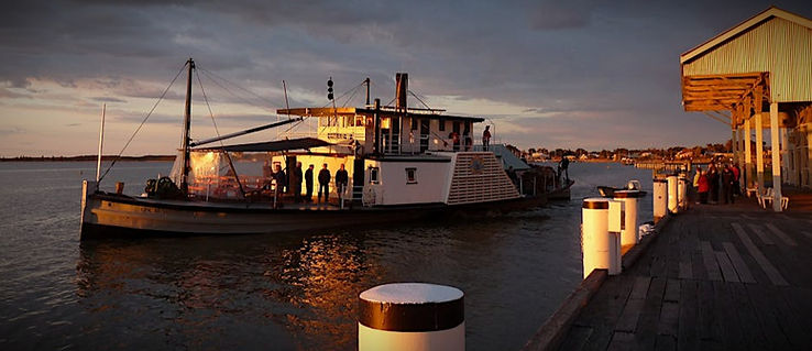 night cruise_edited_edited.jpg