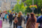 Menschenmenge in einer Stadt für Eventfotograf NRW