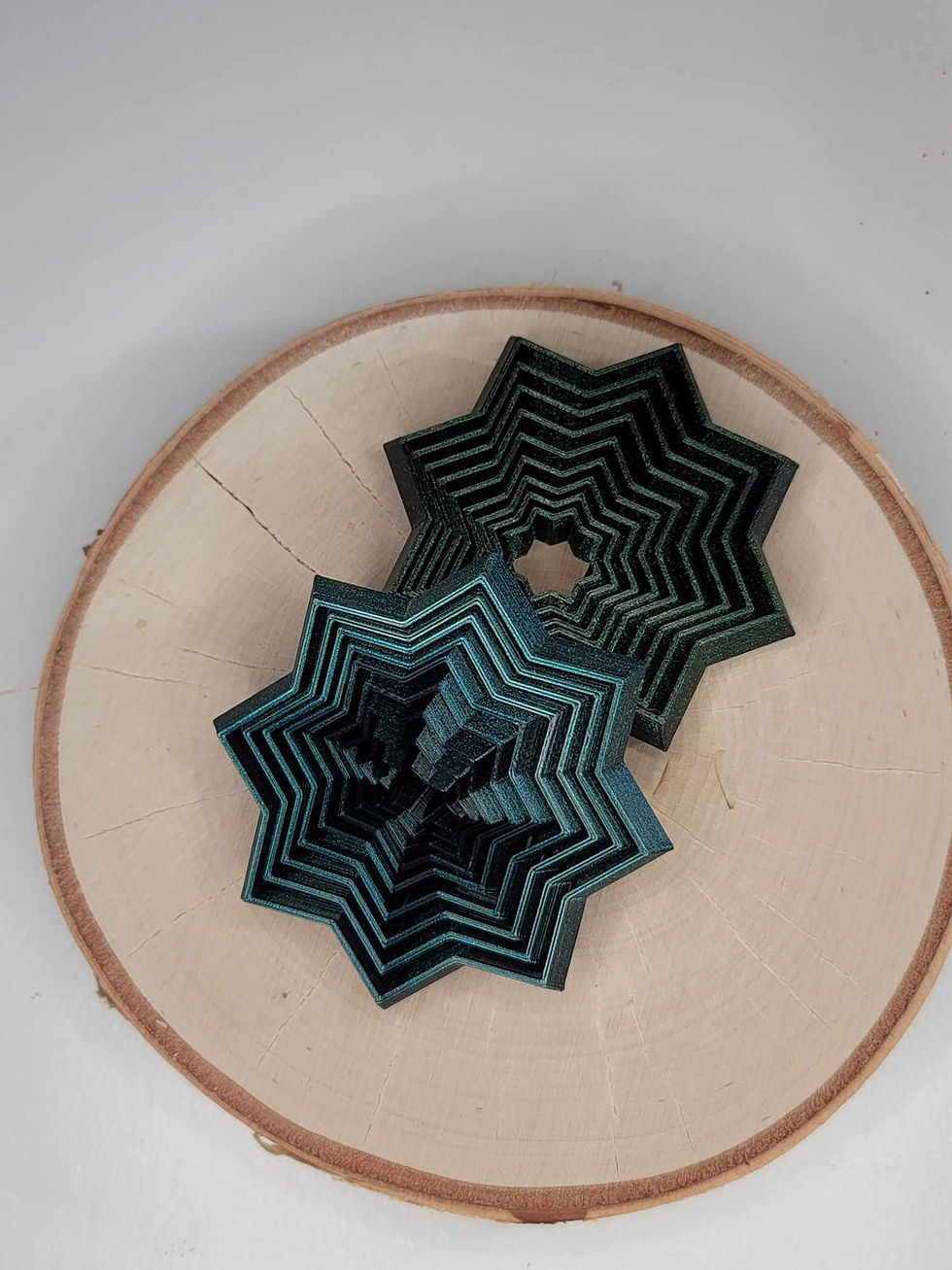 Thumbnail: Nested 8-pointed fidget star