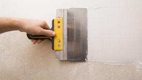 Leer muren perfect schilderklaar maken