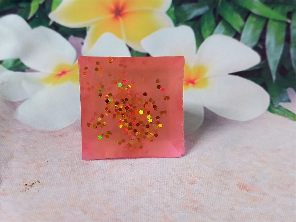Thumbnail: Small Pyramid Ring Holder