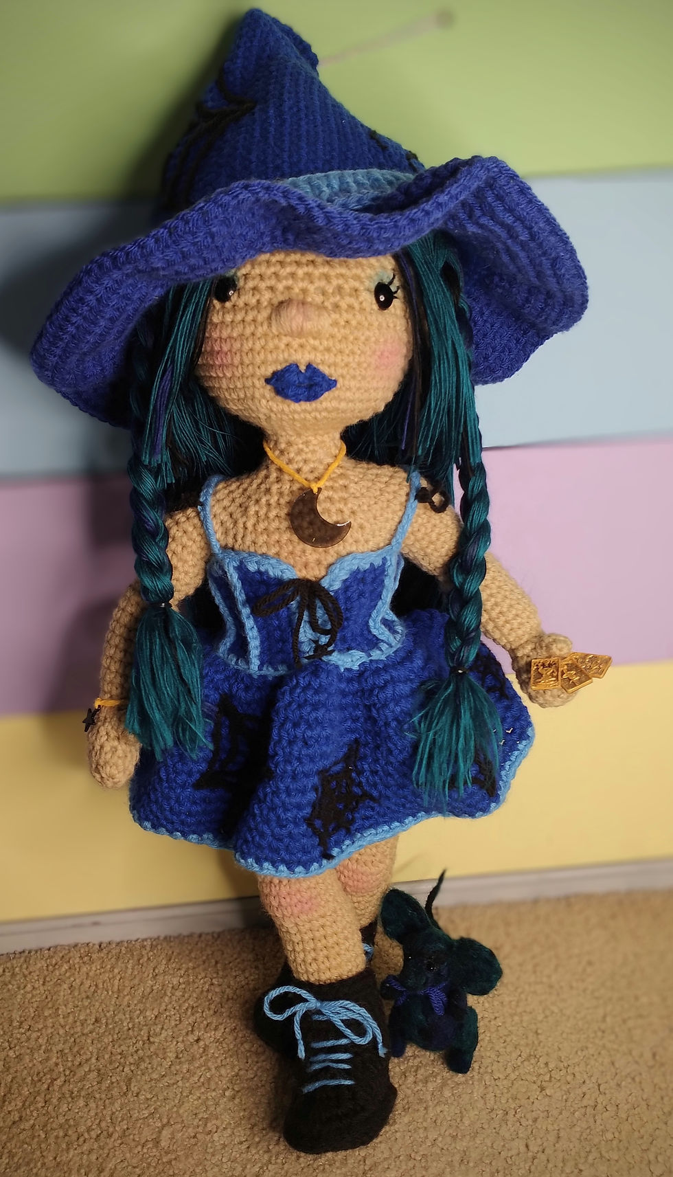 Thumbnail: Blue Witch with Mouse Familiar 
