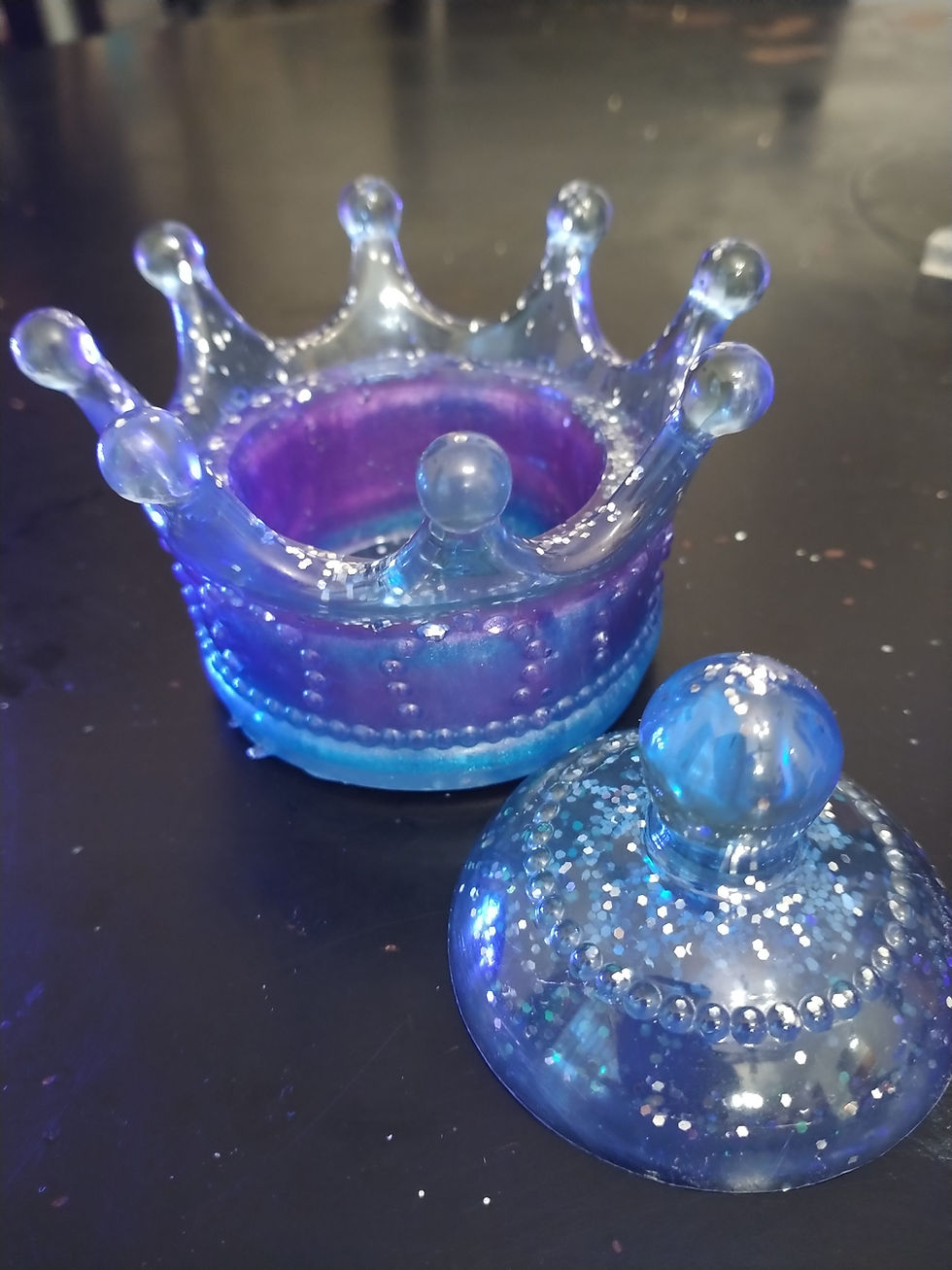 Thumbnail: Crown Dish with Lid