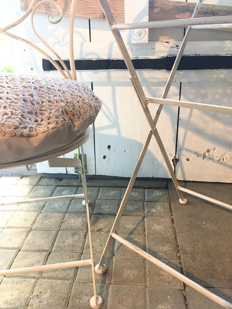 Miniaturbild: Shabby Chic Garten Set  Herz Tisch und Stühle -Table and chairs