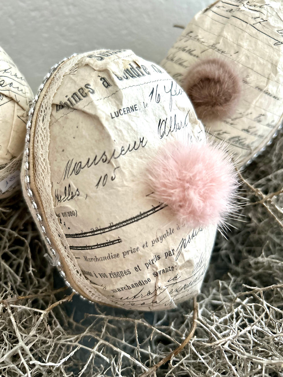 Miniaturbild: Pom Oster Ei