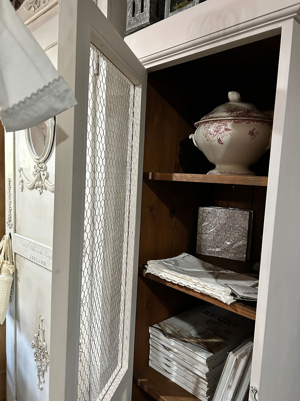 Miniaturbild: Schank - Antique Rose