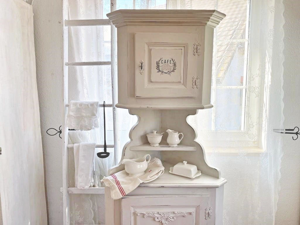 Küchenbuffet Cafe des pâtisseries  Gänterli -kitchen furniture