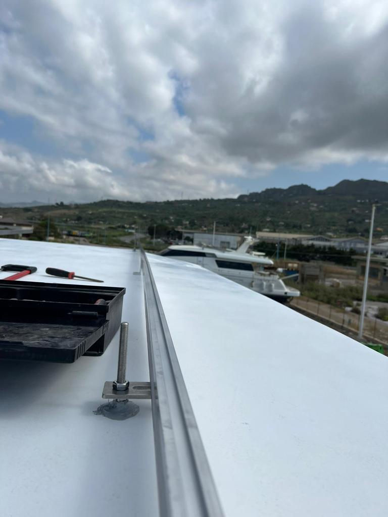 ferretti 1,5 kw ricarica in rada cantiere