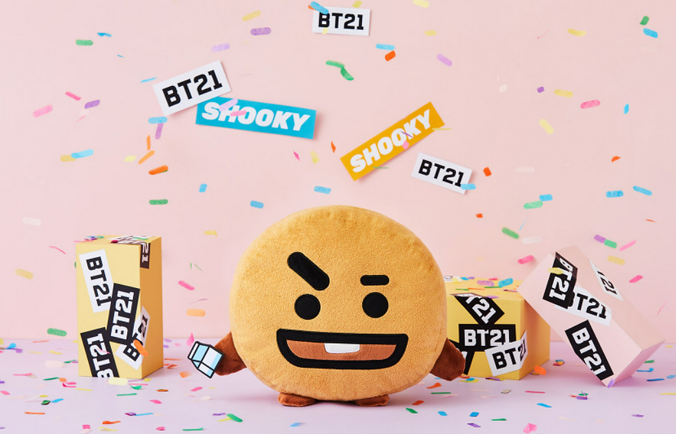 Thumbnail: BT21 STANDING DOLL (MEDIUM)