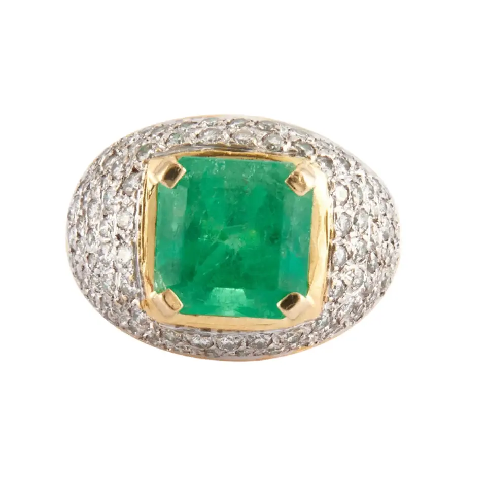 Miniature : Bague en or jaune et blanc, diamants, émeraude