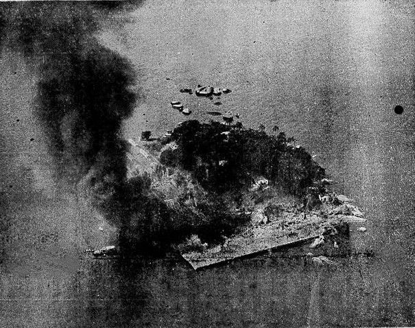 Foto 6. Amanhecer. Ilha do Braço Forte ainda arde. Jornal Última Hora. 1954. Foto Hélio Santos. Acervo BNRJ.